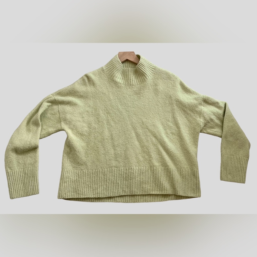 & Other Stories Light Green Textured Wool Blend Mock Turtleneck Sweater Large
